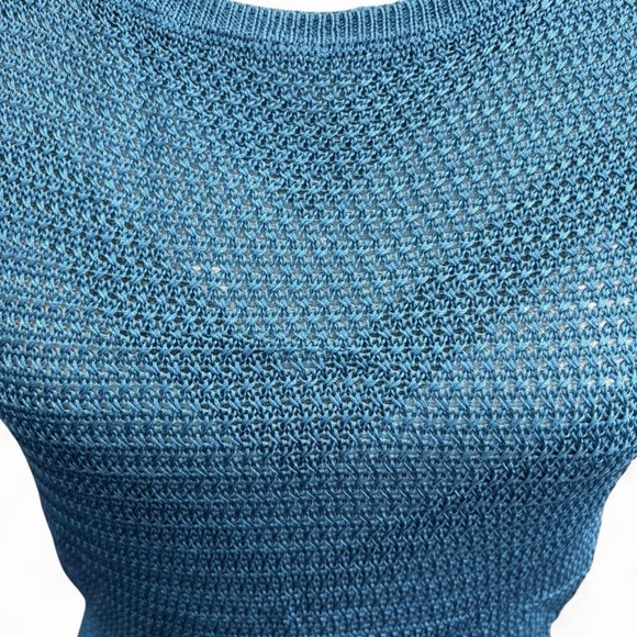 WHBM Sweater Shell - Picture 2 of 6